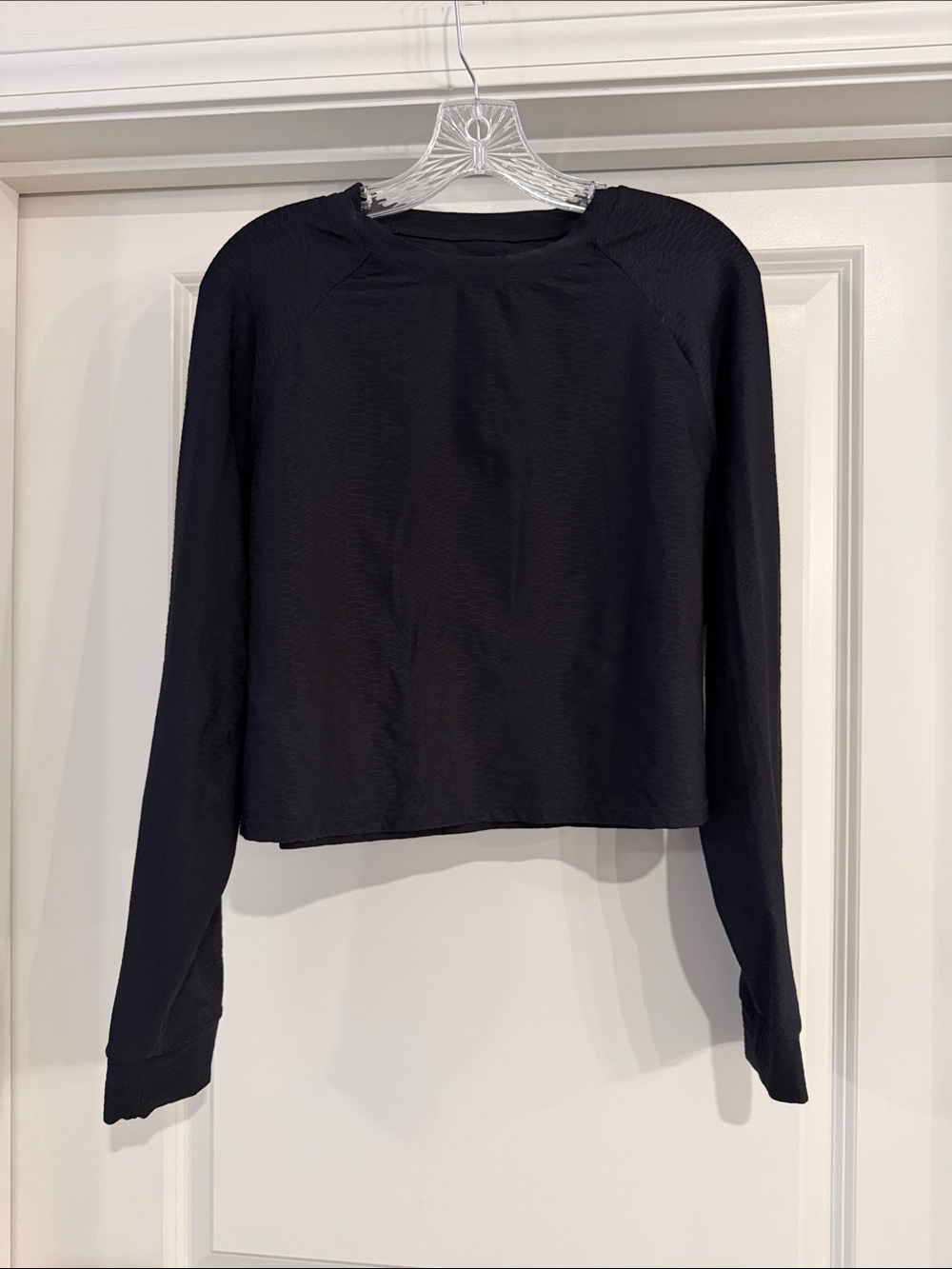 Swim/athletic Black Long-Sleeve Women's Top - Lightweight Crewneck